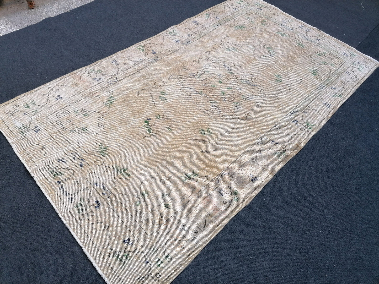 Oushak turkish rug, vintage rug,kitchen rug 8'6x4'10