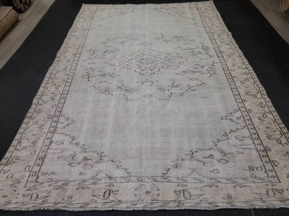 Neutral Rug 6.2 x 9.2 Muted Vintage Rug , Muted Oushak Rug, Rustic Rug, Turkish Rug, Farmhouse Rug, Distressed Wool rug Antique Rug Natural
