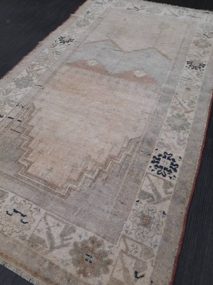 Muted Vintage Floral Rug 2.8 x 5 VINTAGE Muted Rug Oushak Rug Wool OrientaRugs Hand Made Rug Persian Rug  Vintage Turkish Rug Farmhouse Rug