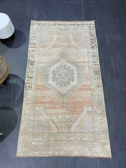 Muted Vintage Rug, Muted Turkish 4.2 x 7.9 Rug, Oushak Rug, Rustic Rug, Muted Rug, Vintage Turkish Rug, Farmhouse Rug, Vintage Rug, Wool rug