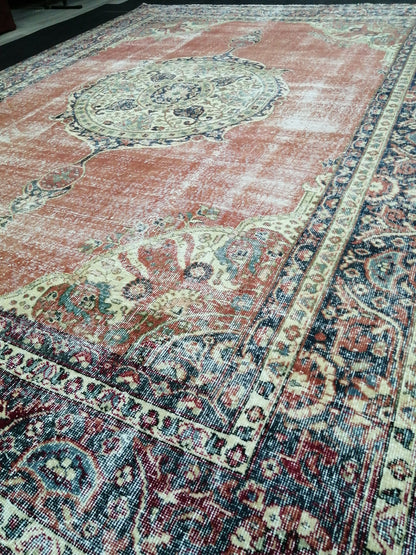 Oriental Vintage RUG 8x11 Distressed Rug Turkish Vintage Persian Rug Vintage Rug  Wool Oushak Rugs Antique Turkish Rug Muted Living room