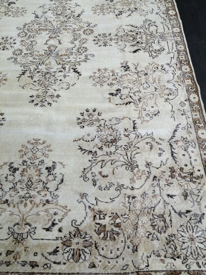 Neutral Rug 6.5 x 10.3 Hand Made Rug, Muted Oushak Rug, Rustic Rug, Boho Runner, Turkish Rug, Farmhouse Rug, Vintage Rug, Wool rug