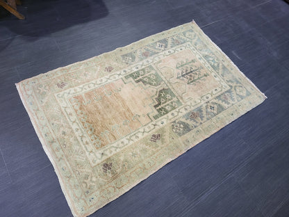 Handmade Rug, 2.9 x 4.5 Oushak Rug, Rustic Rug, Persian Rug, Turkish Rug, Farmhouse Rug, Vintage Rug, Wool rug, Hand Knotted Rug