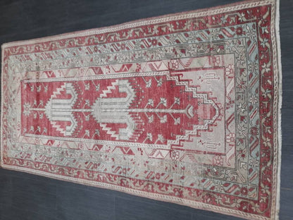 Antique Rug, Hand Made Rug, 3.4 x 6.7 Oushak Rug, Hand Knotted Rug, Bohemian Rug, Turkish Rug, Farmhouse Rug, Vintage Rug, Wool rug