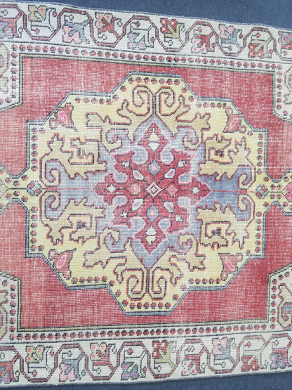 Distressed turkish rug, vintage wool rug 4x8'4 oushak handmade rug, rustic kitchen rug, bohemian rug
