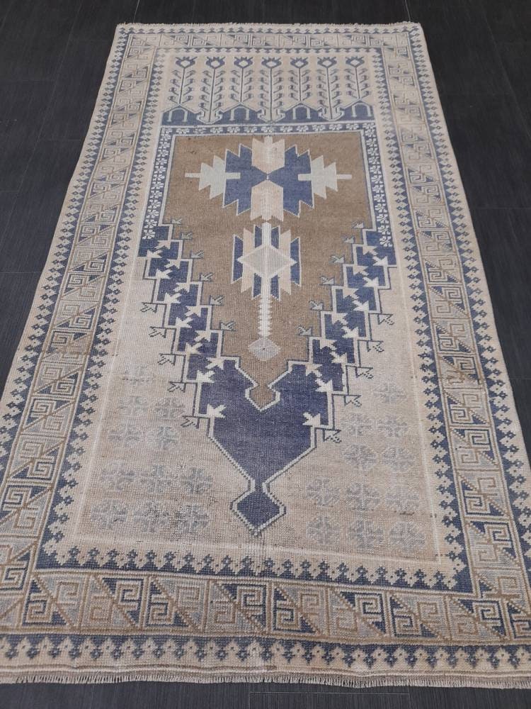 Muted Vintage HandMade Turkish 3.4 x 6.3 Rug Oushak Rug, Rustic Rug, Muted Rug, Vintage Turkish Rug, Farmhouse Rug, Vintage Rug, Wool rug