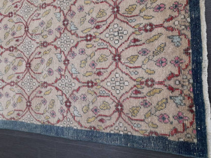 Hand Made Vintage Rug, Rustic Rug 5 x 8.7 Vintage Turkish Rug, Farmhouse Rug, Vintage Oriental Rug, Wool Hand Knotted rug Oushak rug