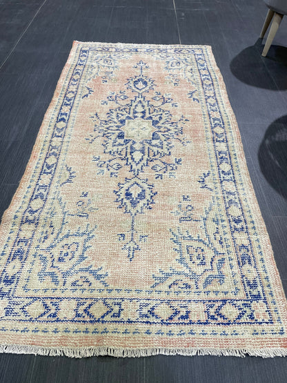 Antique Rug, Vintage 2.8 x 5.5 Rug, Turkish Wool Rug, Oushak Rug, Distressed Rug, Hand Knotted Rug, Persian Rug, Handmade Rug