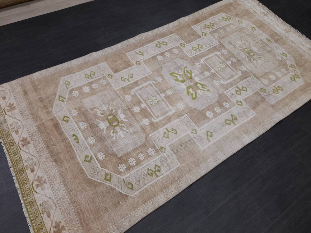 NEUTRAL Medium Pile Wool Turkish Rug 4.5 x 9 Rug, Muted Rug Muted Wool Oushak Rug Neutral Oriental Rug, Vintage Rug Muted Hand Made Rug