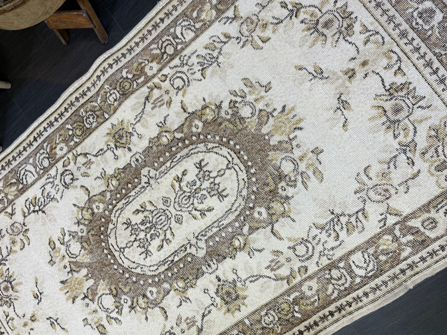 Neutral Rug, Persian RUG, TURKISH 4x7 Rug, Hand knotted Rug, Oriental Rug, Vintage Rug, Handmade Rug, Antique Rug, Oushak Rug, woven rug.