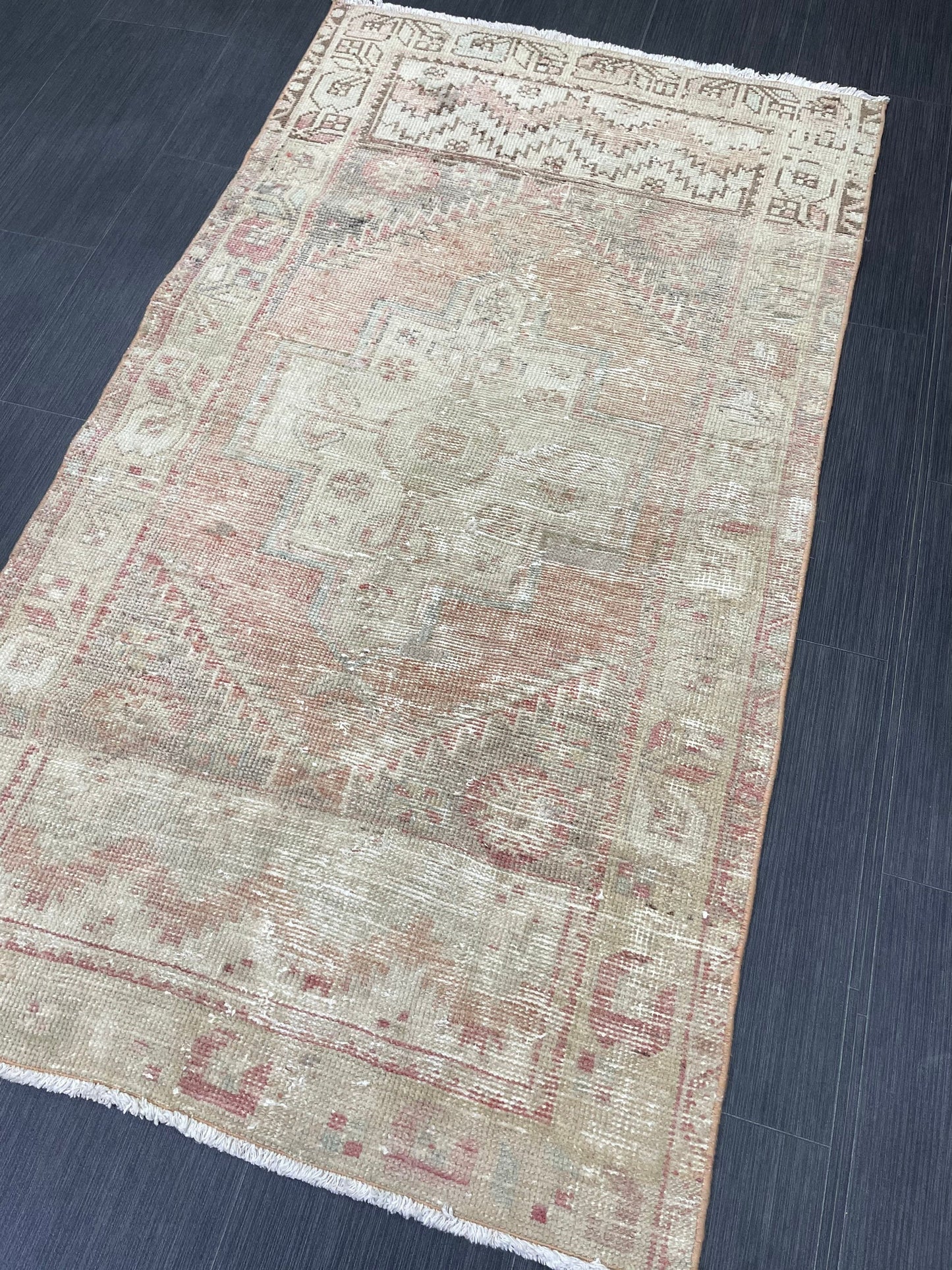 Muted Vintage Rug 3 x 5.3 Handmade Rug Vintage Turkish Rugs   Oushak Rug  Hand Made Rug, Vintage Oushak Rug, Wool Rug