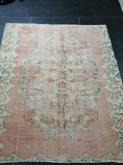 Distressed Vintage Rug 6.2 x 7.4 Hand Made Rug, Antique Rug, Rustic Rug, Floral Rug Turkish Rug, Farmhouse Rug, Vintage Rug, Wool rug
