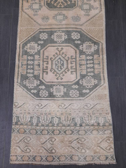 Muted Wool Vintage Runner Rug 2.5 x 9.5 Turkish Runner Rug Vintage Handmade Runner Rug Hallway Runner Rug Kitchen Runner Short Wool Runner