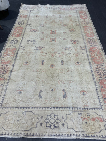 Distressed Vintage Rug, Persian 4.9 x 8.5 Rug, Handmade Rug, Antique Rug, Rustic Rug, Turkish Rug, Farmhouse Rug, Wool rug