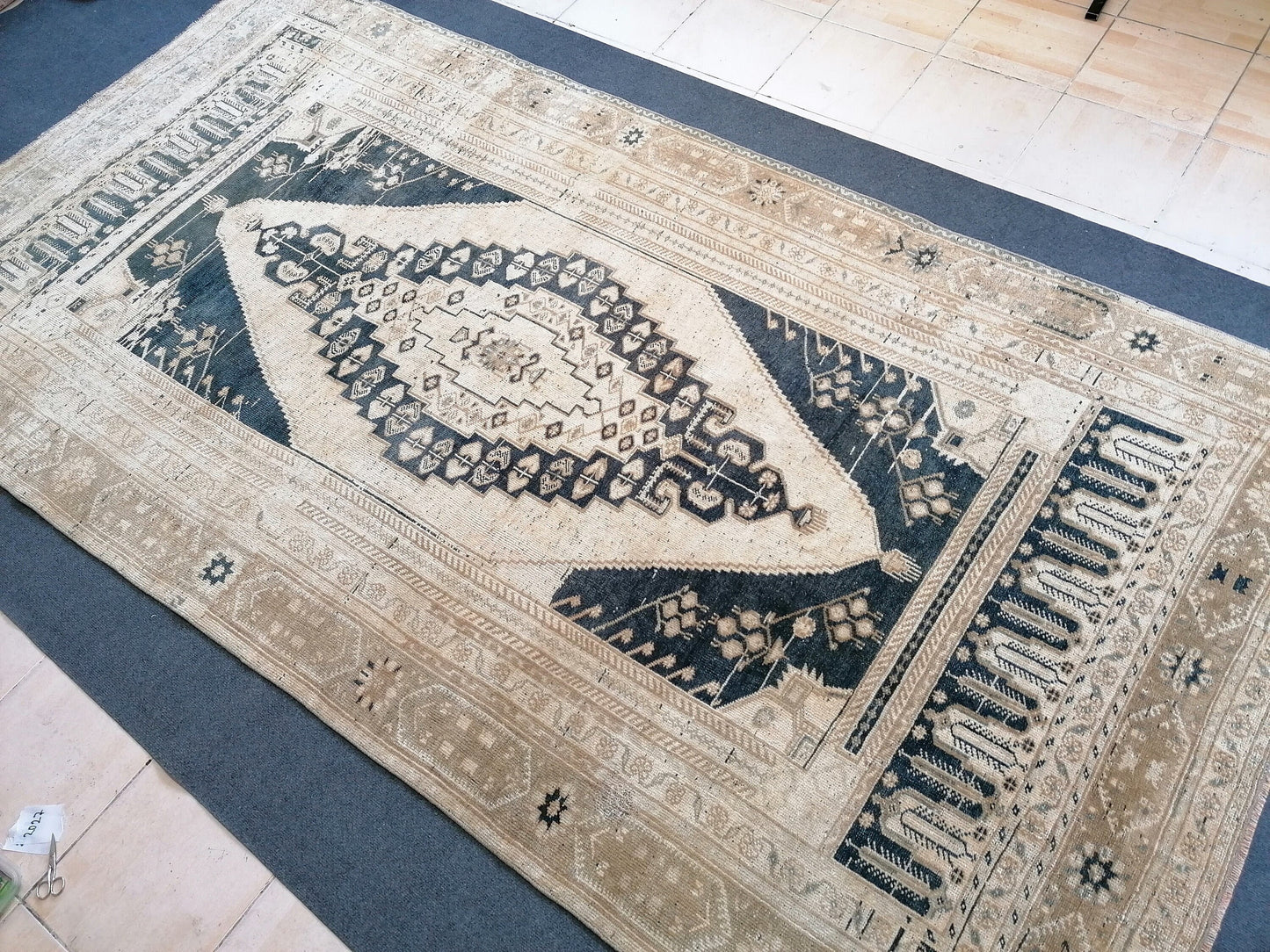 10'8x5'4 vintage turkish rug,oushak vintage rug,kitchen rug,vintage anatolian bohemian rug,unique hand made