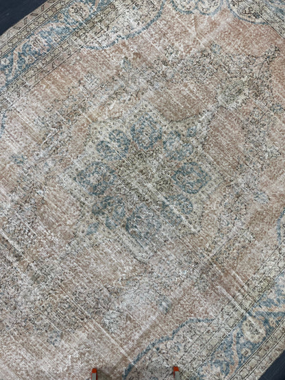 Vintage RUG Hand Knotted 7.5 x 10.6 TURKISH Rug Vintage Oushak Rug Wool Distressed Rug Handmade Rugs Vintage Turkish Rug