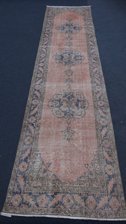 Runner rug, distressed vintage rug, hallway runner rug 141x34 inches