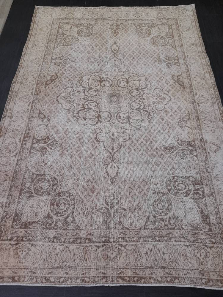 NEUTRAL PERSIAN RUG 6.7 X 10.2 Muted Oushak Rug Vintage Oushak Rug Vintage  Rug Wool Hand Made Rug Vintage Persian Rug Vintage Oriental Rug