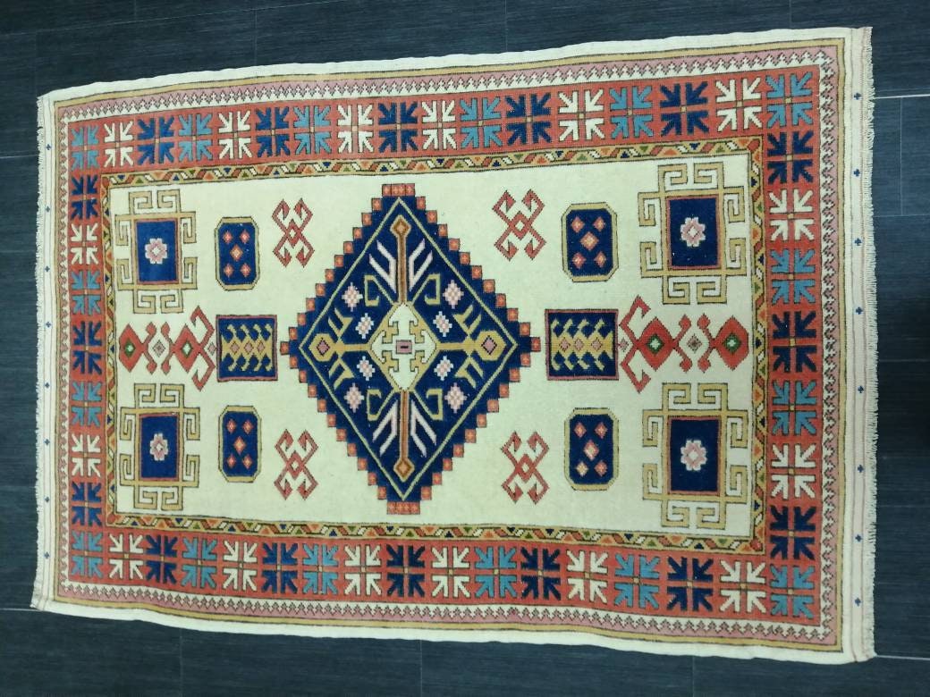 Vintage Rug 5.2 x 3.6 HAND MADE Rug Vintage Turkish Rugs   Oushak Rug  Hand Made Rug, Vintage Oushak Rug, Wool Rug