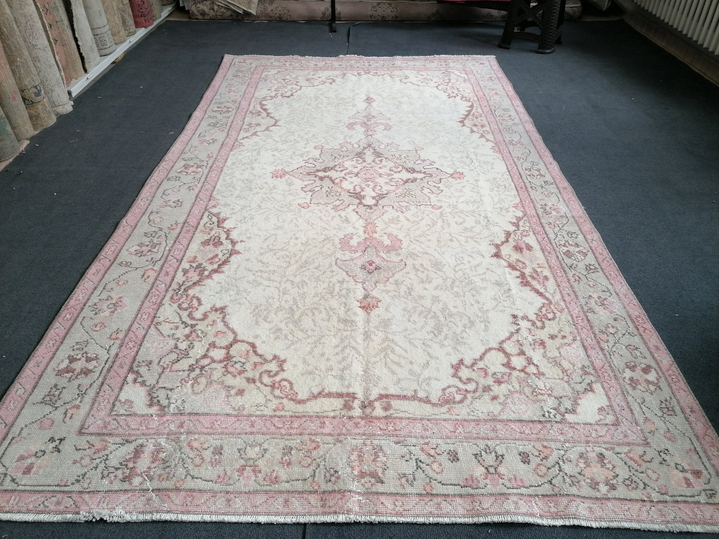 5.5x9.7 Large vintage pink pastel rug  oushak handmade wool rug, muted area rug, bohemian rug