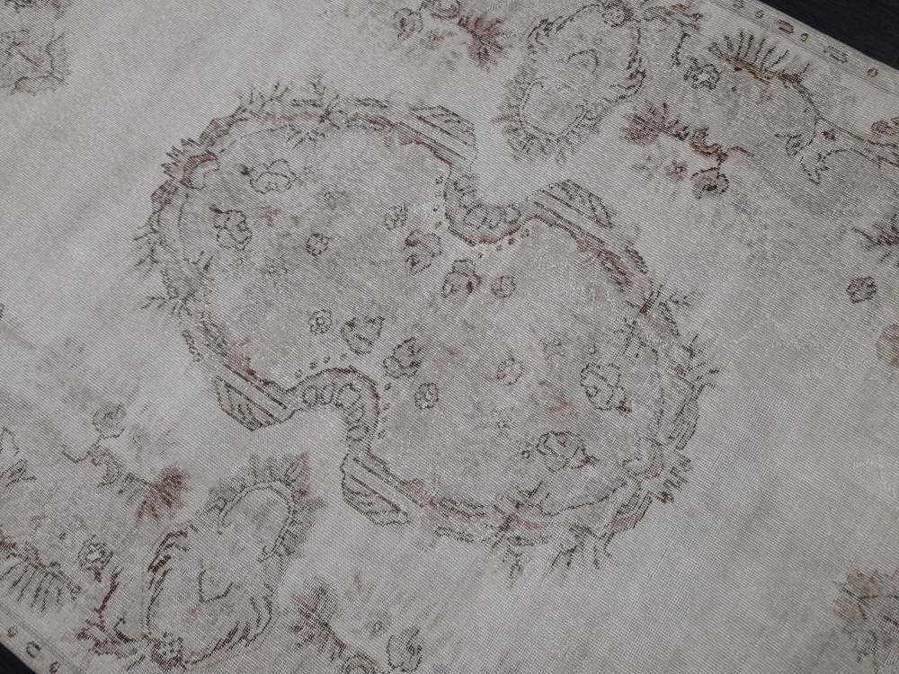 NEUTRAL Oriental RUG TURKISH 5.8 x 9.6 Muted Rug Vintage Rug Vintage Oriental Rug Wool Hand Knotted Rug Hand Made Rugs Antique Turkish Rug