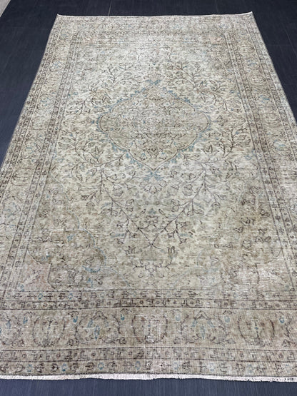 Handmade Oushak Rug Vintage 5.6 x 8.9 Rug Farmhouse Rug Wool Pile Rug Rustic Rug Wool Bohemian Rug Vintage Turkish Rug Natural Rug Muted Rug