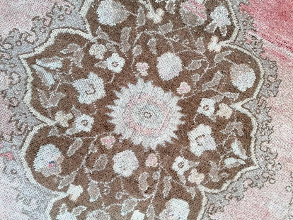 Vintage wool rug, turkısh hand made rug 4'9x7'3 oushak rug, living room rug