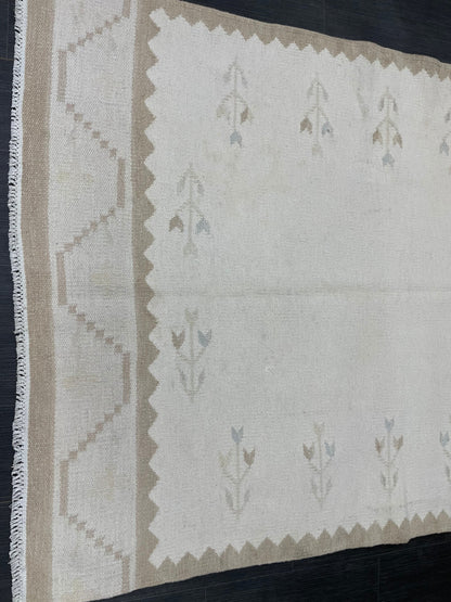 Natural 4.5 x 6 Rug Vintage Kilim Handmade Rug, Flatwoven Oushak Rug Rustic Rug, Flat Weave Rug Turkish Rug Farmhouse Rug Vintage Wool rug