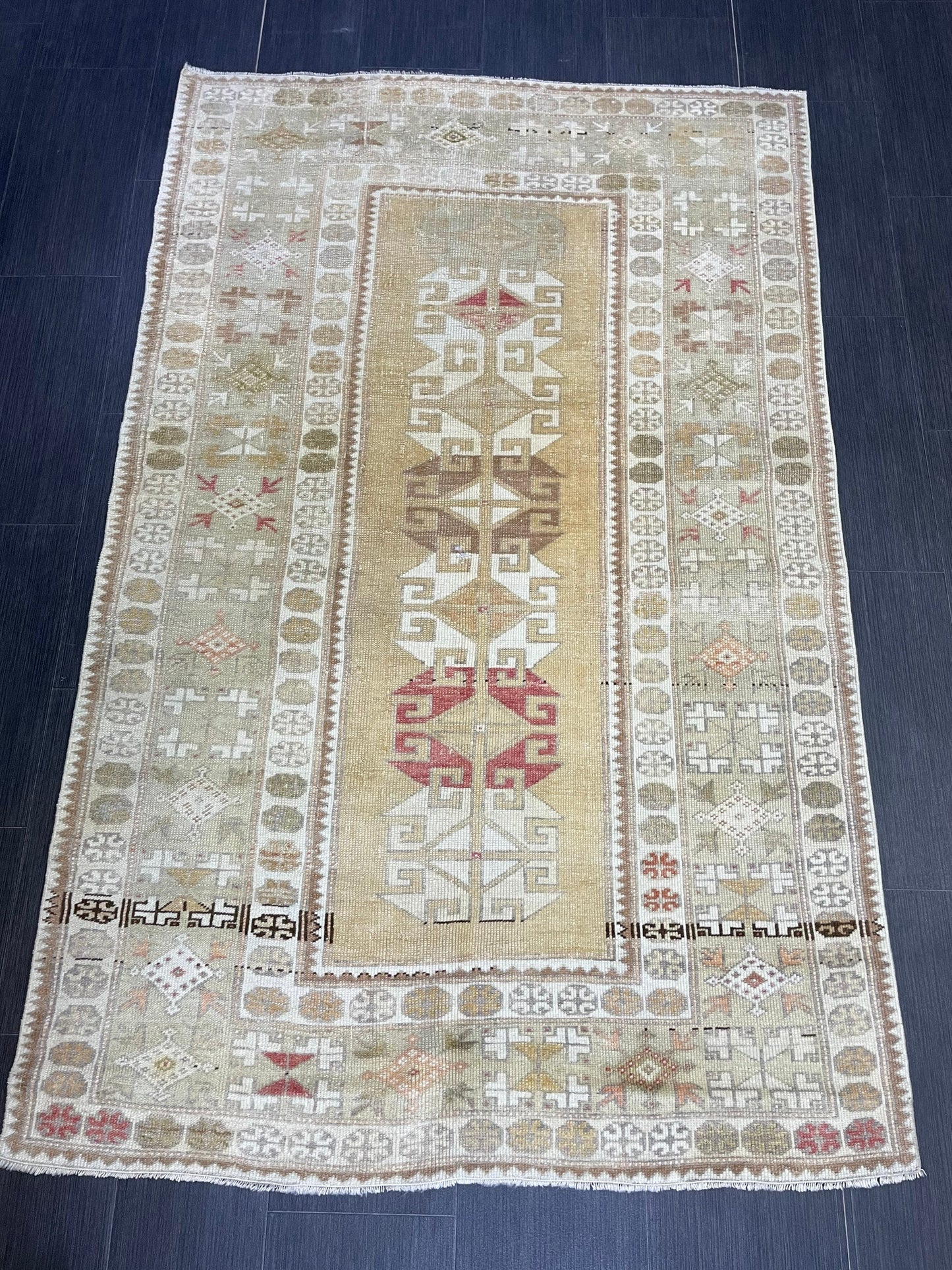 Vintage Rug, Oushak Rug, Wool Oriental 4 x 6.4 Rug, Handmade Rug, Persian Rug, Vintage Turkish Rug Hand Knotted Wool Rug