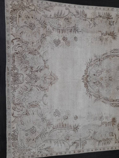 NEUTRAL Oriental RUG TURKISH 5.8 x 9.6 Muted Rug Vintage Rug Vintage Oriental Rug Wool Hand Knotted Rug Hand Made Rugs Antique Turkish Rug