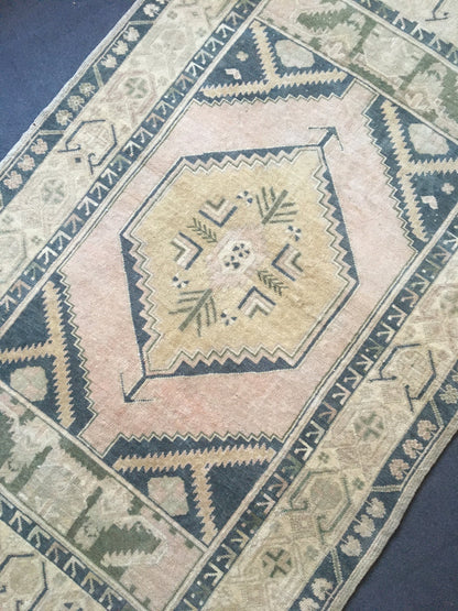 4.1 x 6.5 feet wool anatolian rug, turkish vintage living room rug, Handmade rug, oushak rug