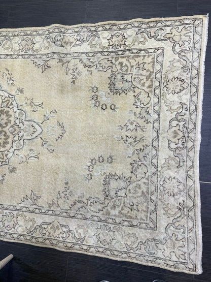 Antique Rug, Neutral Rug, Persian 4x8 RUG, Oushak Rug, TURKISH Rug, Handknotted Rug, Distressed Rug, Vintage Rug, Handmade Rug, woven rug.