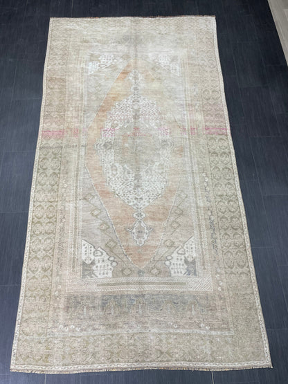 Muted OUSHAK 5 x 9.6 RUG TURKISH Oushak Neutral Rug Vintage Wool Large Rug Hand Made Rugs Vintage Turkish Rug Vintage Living room rug
