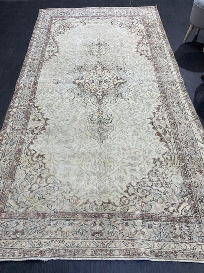 Persian Rug, Neutral Turkish Rug, Antique 5.2 x 9.8 Rug, Neutral Rug, Oushak Rug, Hand knotted Rug, Distressed Rug, Vintage Rug, Handmade