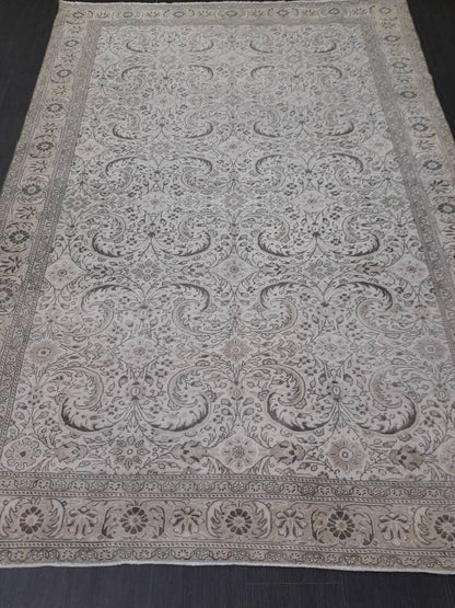 MUTED TURKISH RUG 6.5 x 9.4  Neutral Oushak Rug Vintage Oushak Rug Vintage Rug Wool Hand Made Rug Neutral Persian Rug Vintage Oriental Rug