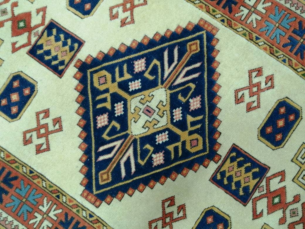 Vintage Rug 5.2 x 3.6 HAND MADE Rug Vintage Turkish Rugs   Oushak Rug  Hand Made Rug, Vintage Oushak Rug, Wool Rug