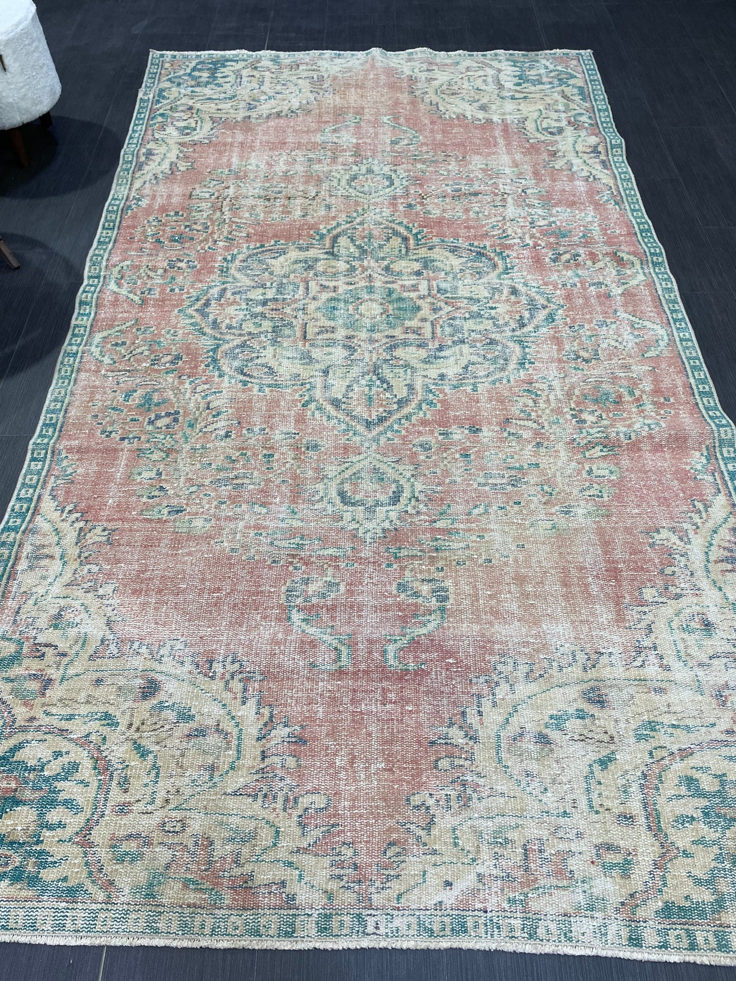 Antique Rug, Turkish 4.9 x 8.6 Rug, Persian RUG, Oushak Rug, Hand knotted Rug, Distressed Rug, Vintage Rug, Handmade Rug, woven rug.