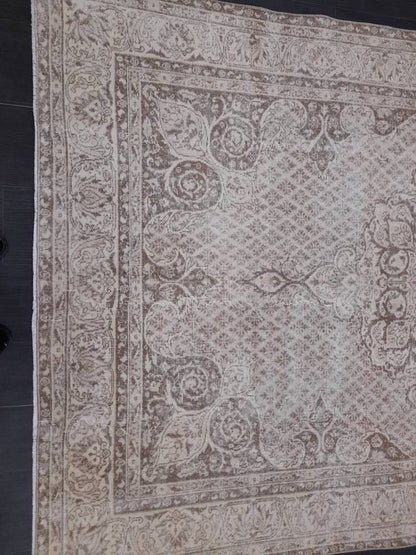 NEUTRAL PERSIAN RUG 6.7 X 10.2 Muted Oushak Rug Vintage Oushak Rug Vintage  Rug Wool Hand Made Rug Vintage Persian Rug Vintage Oriental Rug