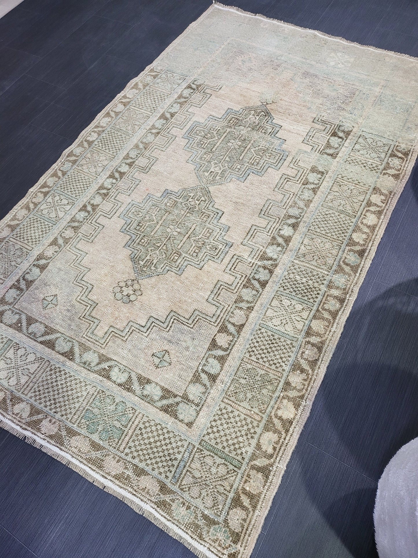 Muted Rustic Rug, Floor 3.9 x 6.4 Rug, Persian Rug, Muted Turkish Rug, Farmhouse Rug, Vintage Rug, Wool rug,Handknotted rug