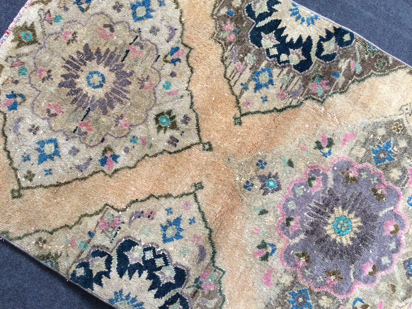Mini  Turkish Rug Small Area Rug Turkish Rug Oushak Rug Hand Made Rug Vintage Rug