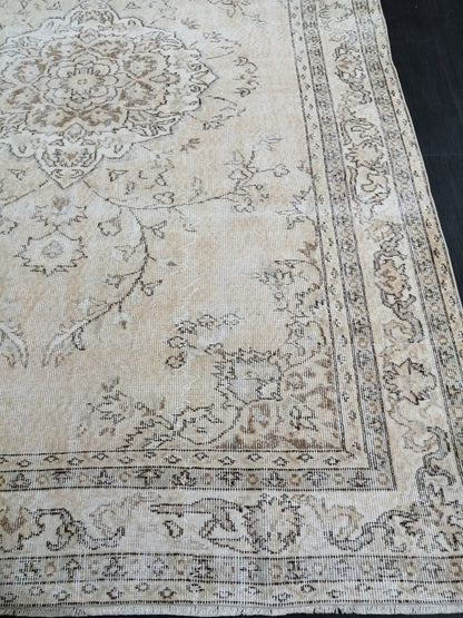 Neutral Rug 6.5 x 9.6 Neutral Vintage Oushak Rug Muted Vintage Rug Wool Muted Oushak Rug Hand Made Rugs Vintage Turkish Rug