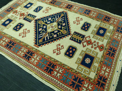 Vintage Rug 5.2 x 3.6 HAND MADE Rug Vintage Turkish Rugs   Oushak Rug  Hand Made Rug, Vintage Oushak Rug, Wool Rug